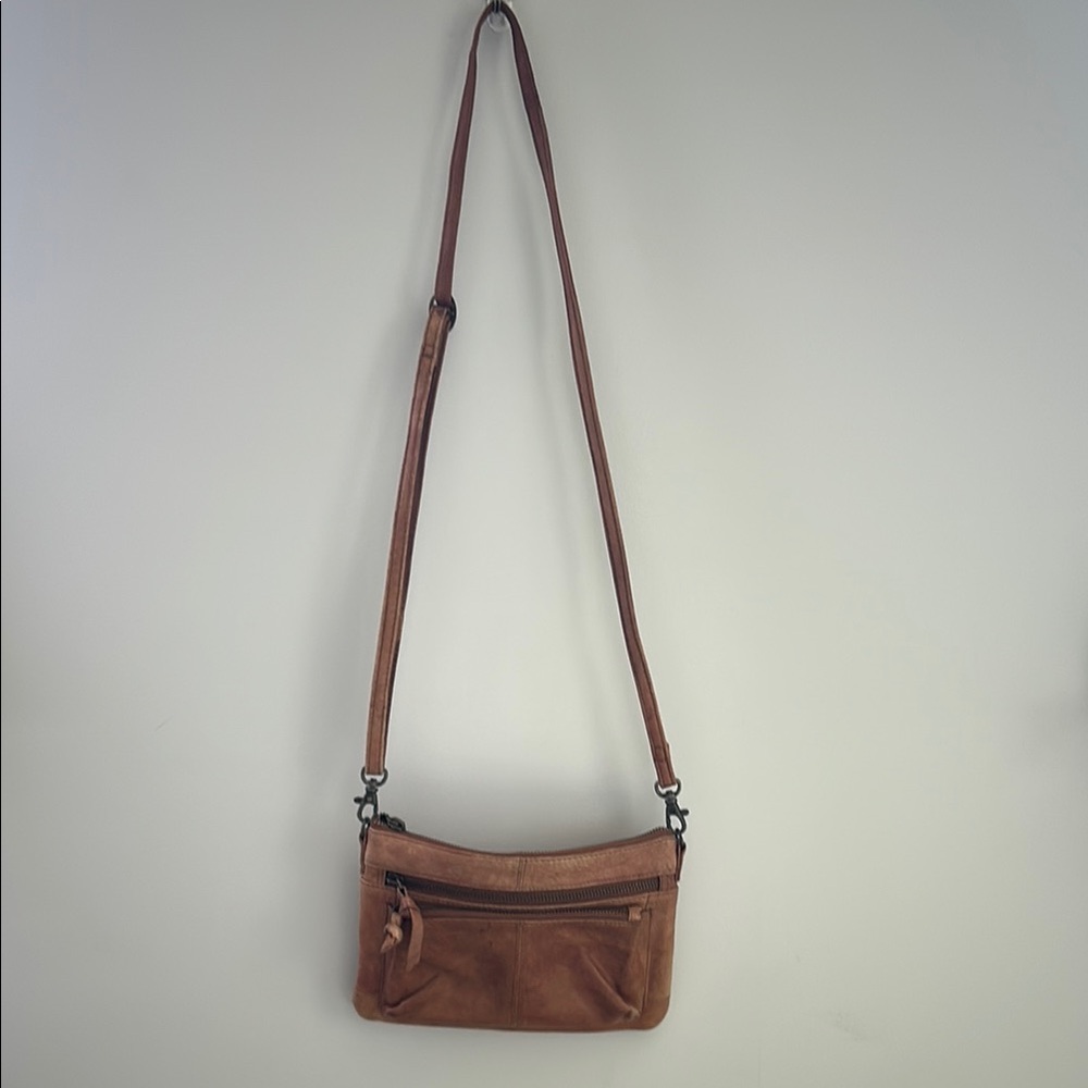 Lucky Brand Tan Leather Crossbody Bag with Vintage Charm